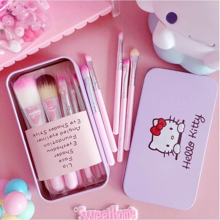Hello Kitty Brush Set
