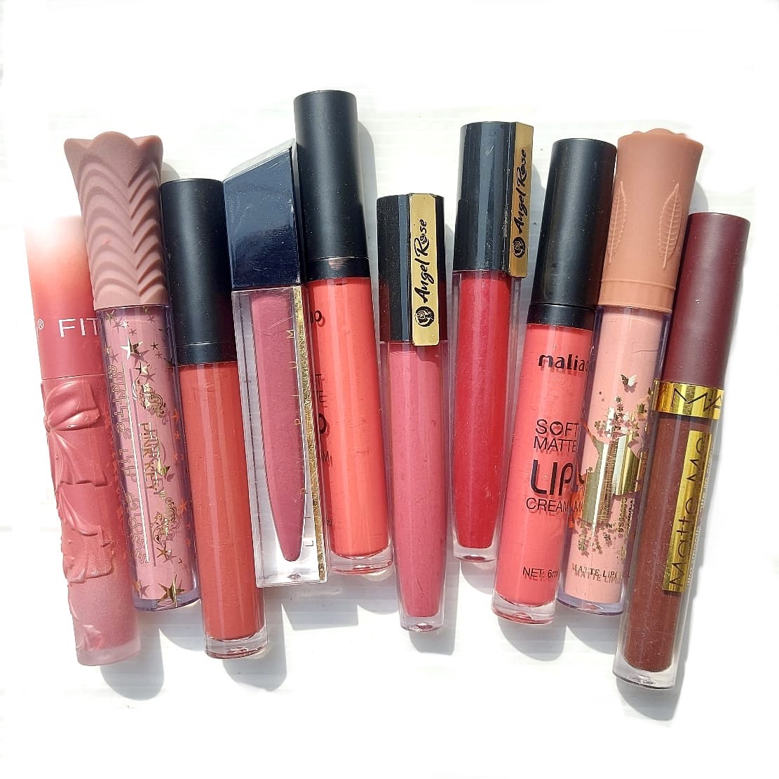 LIQUID MATTE LIPSTICK (50 EACH)