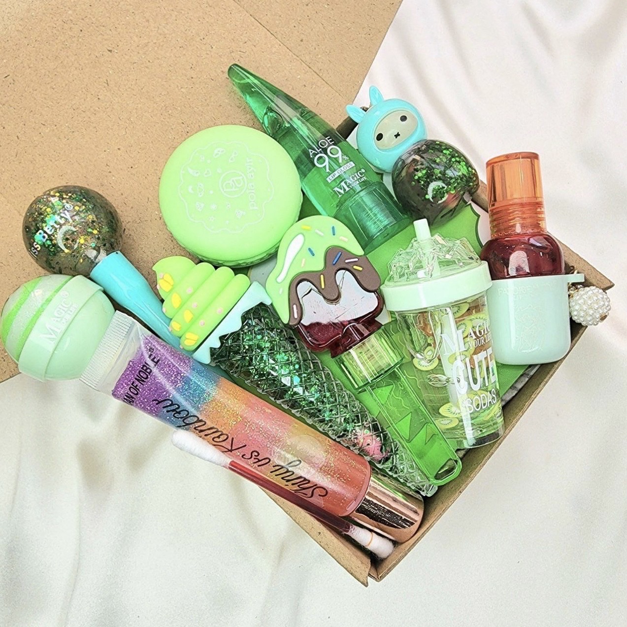 LIPGLOSS HAMPER | 10 KAWAII LIPGLOSSES
