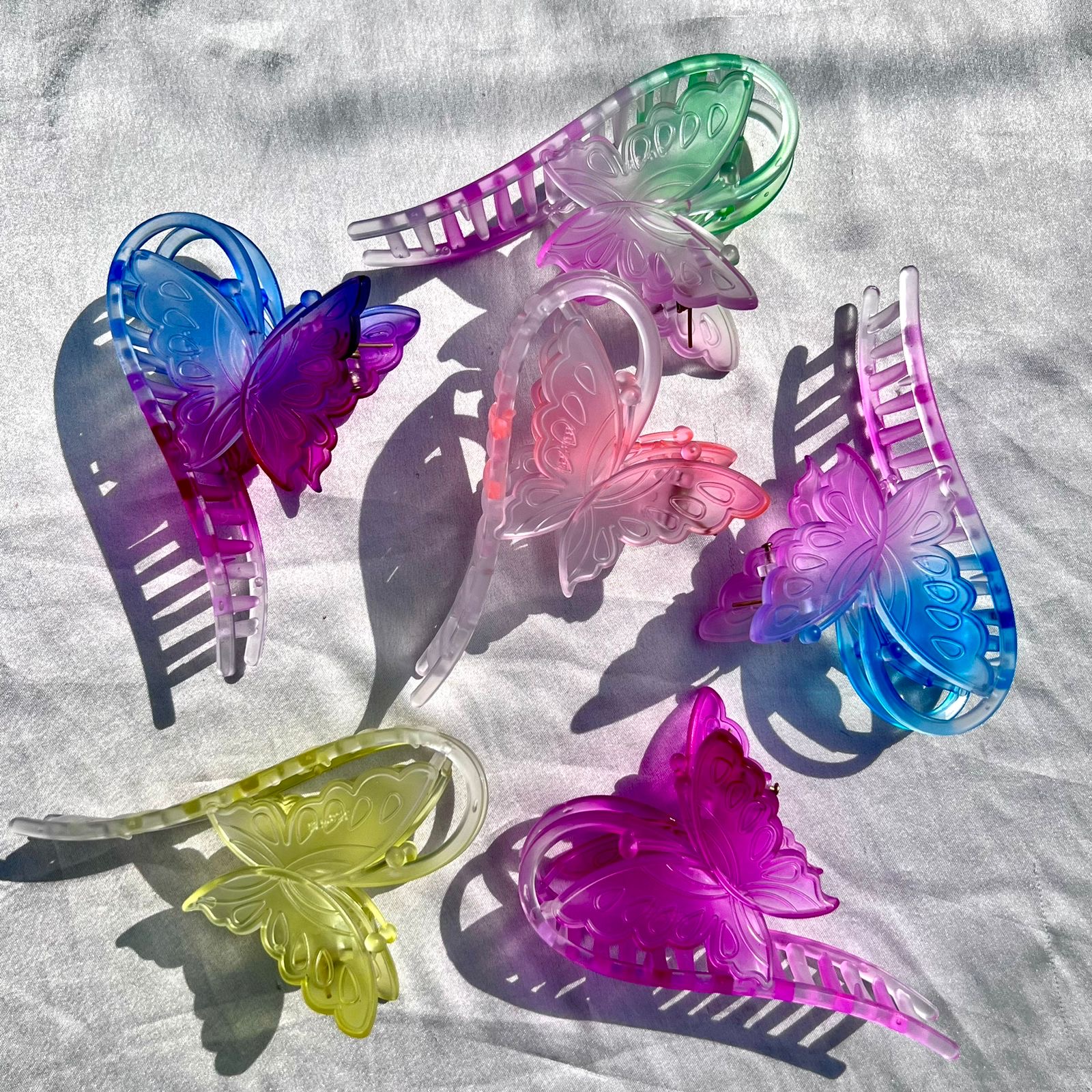 Dual Color Butterfly Tail Hair Clutcher