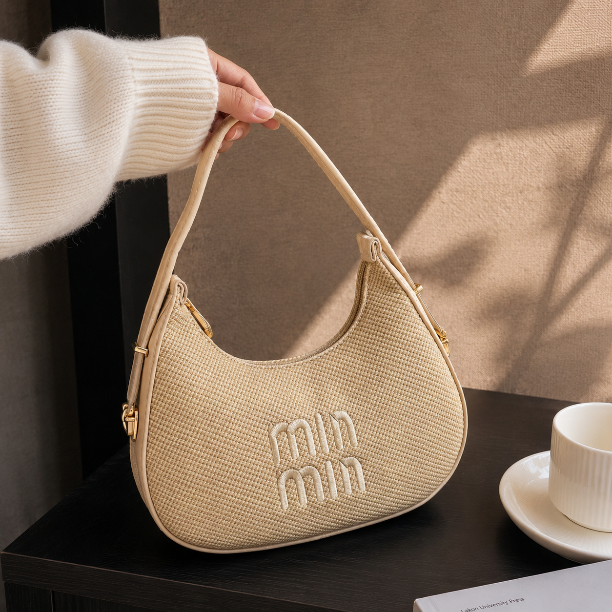MIN MIN Seoul Shoulder Moon Bag-Beige